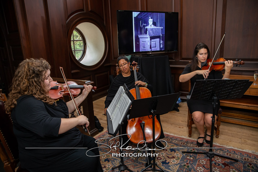 Gordon Vliet Memorial At Wren #15373
